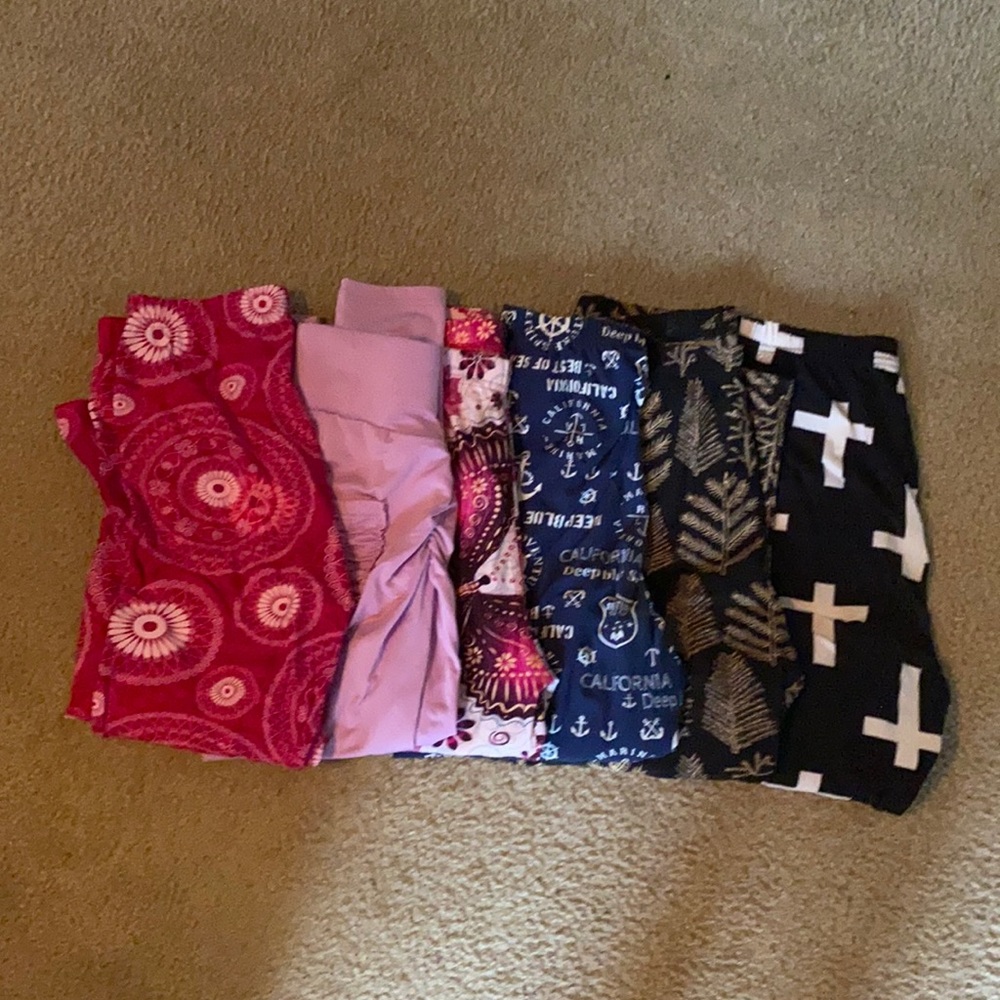 Bundle of 6 leggings!